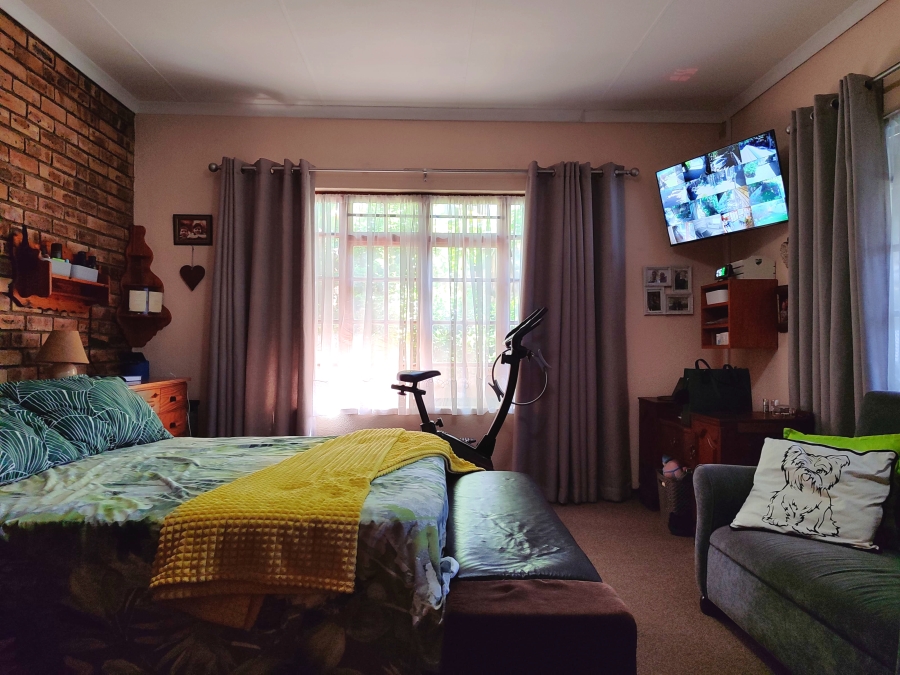 3 Bedroom Property for Sale in Wilkoppies North West